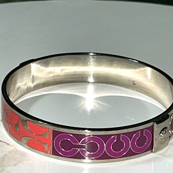 Coach Signature OP ART “C” Bangle - Picture 6 of 16